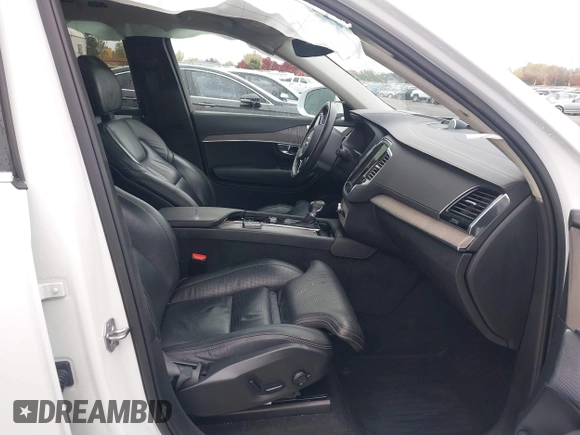 2021 Volvo XC90 Inscription with VIN YV4A22PL7M1724212, listed as a IAAI auction lot 40777149 with 55,123 mi miles. Bid and sale history available at carsss.com. Image 5.