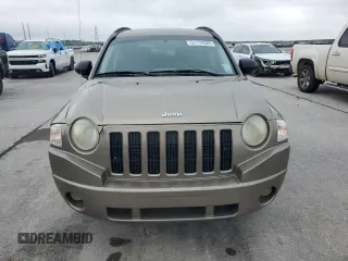 2007 Jeep Compass Sport with VIN 1J8FT47W17D205650, listed as a Copart auction lot 51174585 with 215,473 mi miles and Salvage Title. Bid and sale history available at carsss.com. Image 5.