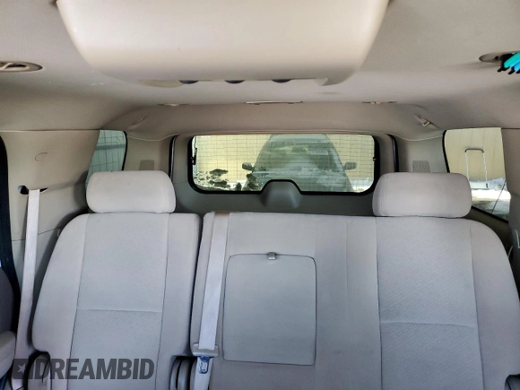 2007 GMC Yukon SLT with VIN 1GKFC13047R210615, listed as a Copart auction lot 88740225 with 261,616 mi miles and Salvage Title. Bid and sale history available at carsss.com. Image 10.