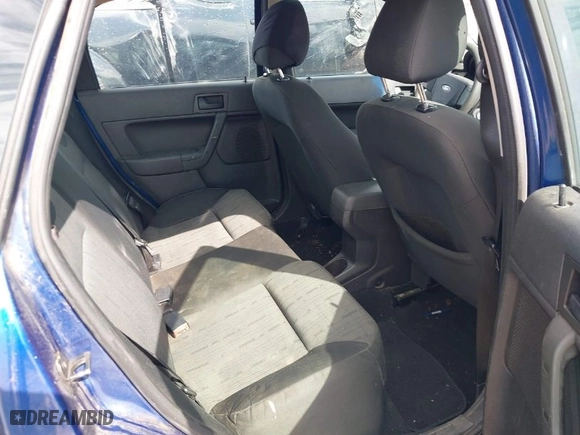 2008 Ford Focus SE with VIN 1FAHP35N38W110740, listed as a IAAI auction lot 41708808 with NaN miles. Bid and sale history available at carsss.com. Image 8.
