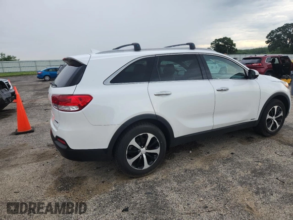 2016 Kia Sorento EX with VIN 5XYPHDA10GG024695, listed as a Copart auction lot 61805575 with 129,605 mi miles and Clean title. Bid and sale history available at DreamBid. Image 3.