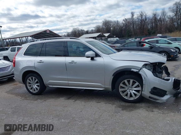 2018 Volvo XC90 Momentum с VIN YV4A22PK1J1190501, выставлен на аукционе IAAI как лот 41738167 с пробегом 146 933 миль миль и . История ставок и продаж доступна на DreamBid. Изображение 14.