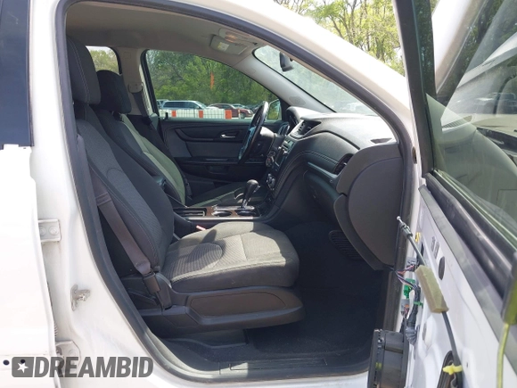 2015 Chevrolet Traverse LT with VIN 1GNKVHKDXFJ280531, listed as a IAAI auction lot 42077958 with 177,856 mi miles and . Bid and sale history available at DreamBid. Image 5.