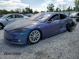 2020 Tesla Model S Long Range with VIN 5YJSA1E2XLF354135, listed as a Copart auction lot 51111005 with 76,742 mi miles and Clean Title. Bid and sale history available at carsss.com. Image 1.