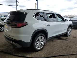 2024 GMC Acadia AWD Elevation z VIN 1GKENNKS6RJ199473, wystawiony jako Copart lot #53813095 z przebiegiem 21 566 mil mil oraz Szkody całkowita. Historia ofert i sprzedaży dostępna na DreamBid. Obrazek 3.