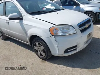 2010 Chevrolet Aveo 1LT with VIN KL1TD5DE0AB096889, listed as a IAAI auction lot 42514870 with 111,871 mi miles and . Bid and sale history available at DreamBid. Image 6.