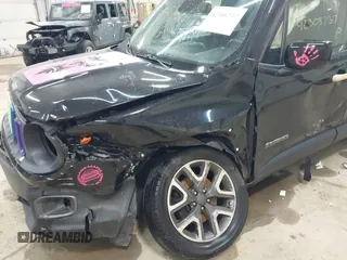 2018 Jeep Renegade Latitude with VIN ZACCJBBB9JPH50898, listed as a IAAI auction lot 42308737 with 112,440 mi miles and . Bid and sale history available at DreamBid. Image 6.