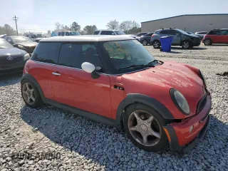 2004 MINI Hardtop with VIN WMWRC33484TJ53757, listed as a Copart auction lot 48534305 with 166,771 mi miles and Salvage Title. Bid and sale history available at DreamBid. Image 4.