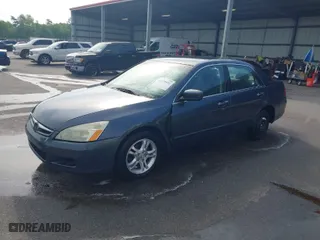 2006 Honda Accord Sdn LX SE with VIN 1HGCM56306A173263, listed as a IAAI auction lot 41919931 with 229,694 mi miles. Bid and sale history available at carsss.com. Image 2.