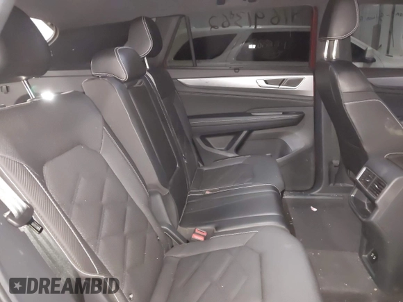 2024 Volkswagen Atlas SE with VIN 1V2HE2CA6RC221830, listed as a IAAI auction lot 41691362 with 28,755 mi miles and . Bid and sale history available at DreamBid. Image 8.