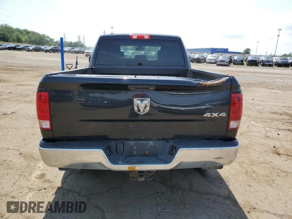 2017 Ram 1500 ST z VIN 1C6RR7FG8HS706828, wystawiony jako Copart lot #61373185 z przebiegiem 135 052 mil mil oraz Czysty tytuł • Clean title. Historia ofert i sprzedaży dostępna na DreamBid. Obrazek 6.