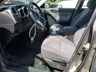 2005 Toyota Matrix STD with VIN 2T1KR32E15C439262, listed as a Copart auction lot 56430395 with 212,872 mi miles and Clean Title. Bid and sale history available at DreamBid. Image 7.