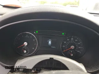 2019 Kia Sorento LX z VIN 5XYPGDA3XKG558803, wystawiony jako Copart lot #57885915 z przebiegiem 70 055 mil mil oraz Szkoda całkowita • Salvage title. Historia ofert i sprzedaży dostępna na DreamBid. Obrazek 9.
