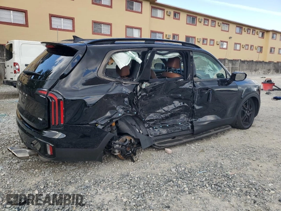 2024 Kia Telluride SX X-Line with VIN 5XYP5DGC1RG474540, listed as a Copart auction lot 55872755 with 19,052 mi miles and Salvage title. Bid and sale history available at DreamBid. Image 3.