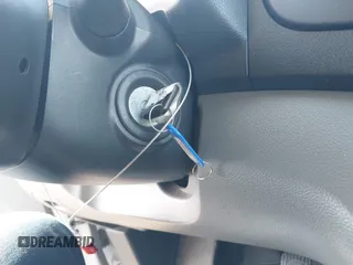 2017 Nissan NV200 S z VIN 3N6CM0KN3HK700011, wystawiony jako IAAI lot #42204398 z przebiegiem 160 660 mil mil oraz . Historia ofert i sprzedaży dostępna na DreamBid. Obrazek 11.