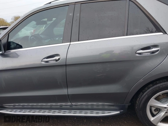 2018 Mercedes-Benz GLE 350 with VIN 4JGDA5HB6JB097966, listed as a IAAI auction lot 41959466 with 32,813 mi miles and . Bid and sale history available at DreamBid. Image 14.
