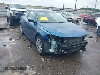 2017 Volkswagen Jetta S с VIN 3VW2B7AJ7HM234046, выставлен на аукционе IAAI как лот 42191227 с пробегом 46 258 миль миль и . История ставок и продаж доступна на DreamBid. Изображение 1.