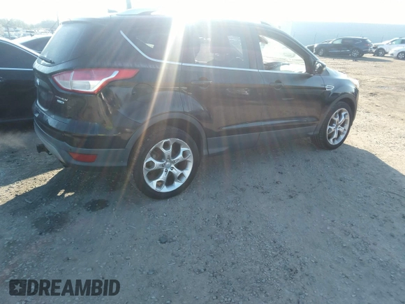 2013 Ford Escape Titanium z VIN 1FMCU9J96DUC20448, wystawiony jako IAAI lot #42663322 z przebiegiem 206 375 mil mil oraz . Historia ofert i sprzedaży dostępna na DreamBid. Obrazek 4.