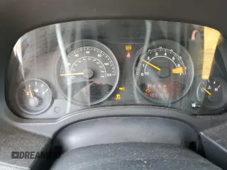 2015 Jeep Patriot Sport z VIN 1C4NJRBB1FD176918, wystawiony jako Copart lot #72587214 z przebiegiem 109 151 mil mil oraz Szkoda całkowita • Salvage title. Historia ofert i sprzedaży dostępna na DreamBid. Obrazek 9.