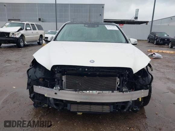 2014 Mercedes-Benz E 550 Sport with VIN WDDHF9BB3EB017140, listed as a IAAI auction lot 41424799 with 32,537 mi miles and . Bid and sale history available at DreamBid. Image 6.