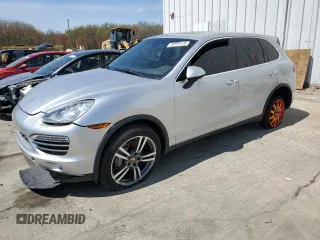 2014 Porsche Cayenne S z VIN WP1AB2A2XELA56817, wystawiony jako Copart lot #53889435 z przebiegiem Nie podano mil oraz Tytuł czysty. Historia ofert i sprzedaży dostępna na DreamBid. Obrazek 1.