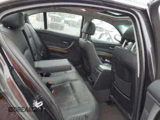 2006 BMW 3 Series 330i with VIN WBAVB335X6PS11566, listed as a Copart auction lot 58345225 with 152,952 mi miles and Salvage title. Bid and sale history available at DreamBid. Image 10.