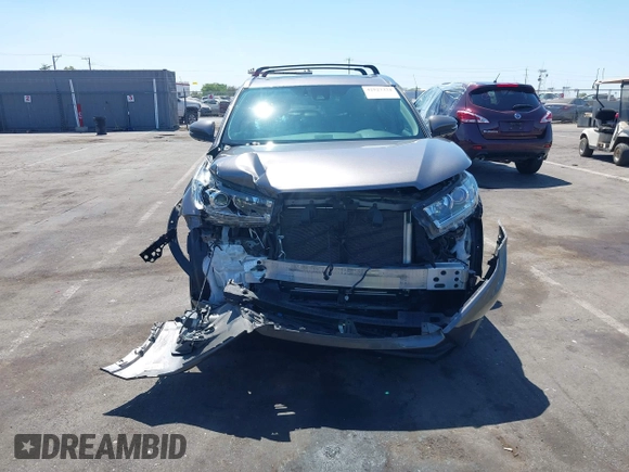 2018 Toyota Highlander Limited with VIN 5TDDZRFH1JS851022, listed as a IAAI auction lot 42527334 with 69,991 mi miles and . Bid and sale history available at DreamBid. Image 6.