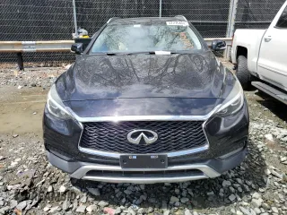 2018 Infiniti QX30 Premium with VIN SJKCH5CR7JA044597, listed as a Copart auction lot 47276404 with 102,007 mi miles. Bid and sale history available at carsss.com. Image 5.