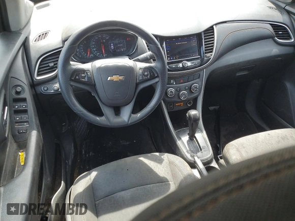 2020 Chevrolet Trax LS with VIN KL7CJKSB5LB087839, listed as a Copart auction lot 54225605 with 114,619 mi miles and Salvage title. Bid and sale history available at DreamBid. Image 8.
