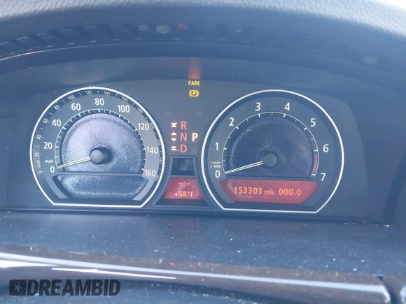 2008 BMW 7 Series 750i with VIN WBAHL83548DT14414, listed as a IAAI auction lot 41385596 with 153,303 mi miles and . Bid and sale history available at DreamBid. Image 7.