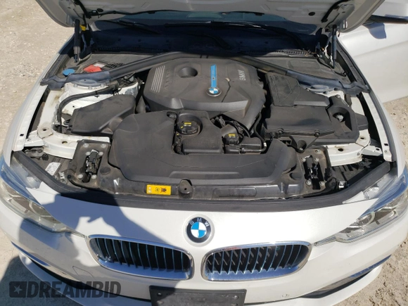 2017 BMW 3 Series 330e iPerformance with VIN WBA8E1C56HK895069, listed as a Copart auction lot 43558965 with 45,042 mi miles and Salvage Title. Bid and sale history available at carsss.com. Image 11.