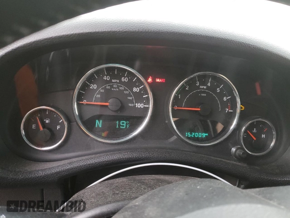 2015 Jeep Wrangler Unlimited Willys Wheeler with VIN 1C4BJWDG9FL516493, listed as a Copart auction lot 45098345 with 152,009 mi miles and Salvage Title. Bid and sale history available at DreamBid. Image 9.