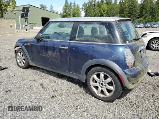 2006 MINI Hardtop с VIN WMWRC33586TK70945, выставлен на аукционе Copart как лот 57802225 с пробегом 131 581 миль миль и Чистый • Clean title. История ставок и продаж доступна на DreamBid. Изображение 2.