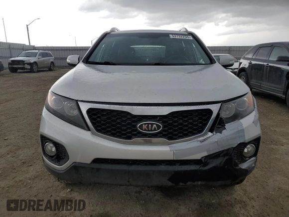 2013 Kia Sorento EX with VIN 5XYKUDA20DG401262, listed as a Copart auction lot 53732255 with 196,064 mi miles and Clean Title. Bid and sale history available at carsss.com. Image 5.