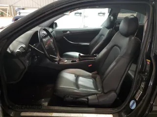 2005 Mercedes-Benz C 230 Kompressor with VIN WDBRN40J55A648975, listed as a Copart auction lot 62463675 with 252,393 mi miles and Salvage title. Bid and sale history available at DreamBid. Image 7.