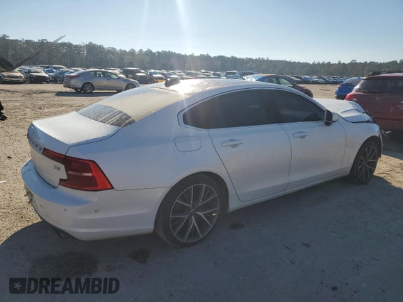2017 Volvo S90 Momentum z VIN YV1102AK7H1014266, wystawiony jako Copart lot #81897184 z przebiegiem 101 327 mil mil oraz Szkody całkowita. Historia ofert i sprzedaży dostępna na DreamBid. Obrazek 3.