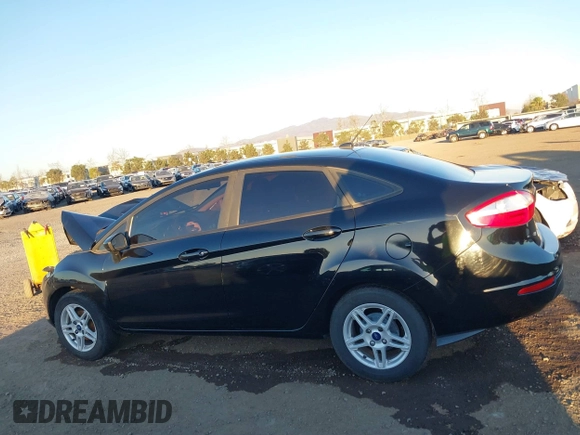 2018 Ford Fiesta SE with VIN 3FADP4BJ0JM121836, listed as a IAAI auction lot 41575608 with 74,010 mi miles. Bid and sale history available at carsss.com. Image 14.