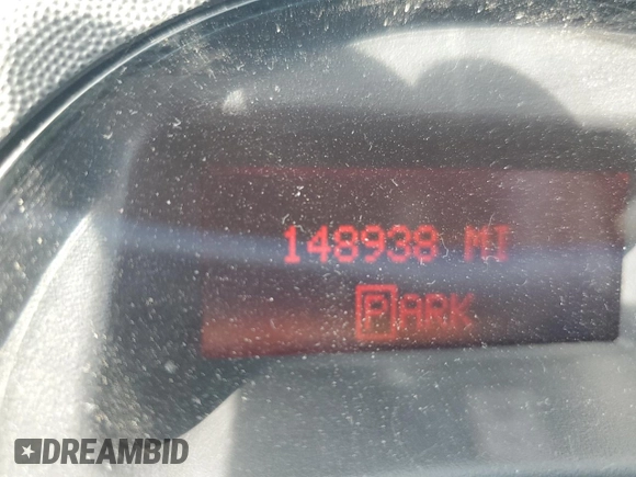 2005 Pontiac Grand Prix with VIN 2G2WP522551286641, listed as a Copart auction lot 63907535 with 148,938 mi miles and Clean title. Bid and sale history available at DreamBid. Image 9.