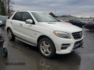 2012 Mercedes-Benz M 550 with VIN 4JGDA7DB1CA047955, listed as a Copart auction lot 47304715 with 218,931 mi miles and Clean title. Bid and sale history available at DreamBid. Image 4.