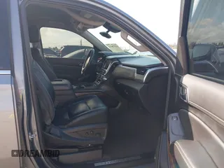 2020 Chevrolet Suburban LT z VIN 1GNSCHKC8LR157188, wystawiony jako IAAI lot #41578614 z przebiegiem 82 566 mil mil oraz . Historia ofert i sprzedaży dostępna na DreamBid. Obrazek 5.