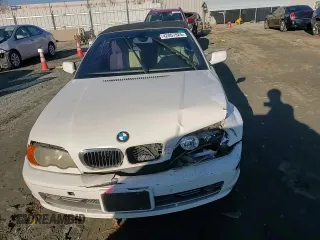 2002 BMW 3 Series 330Ci with VIN WBABS53462JU91473, listed as a Copart auction lot 42807925 with 178,930 mi miles and Salvage Title. Bid and sale history available at carsss.com. Image 11.