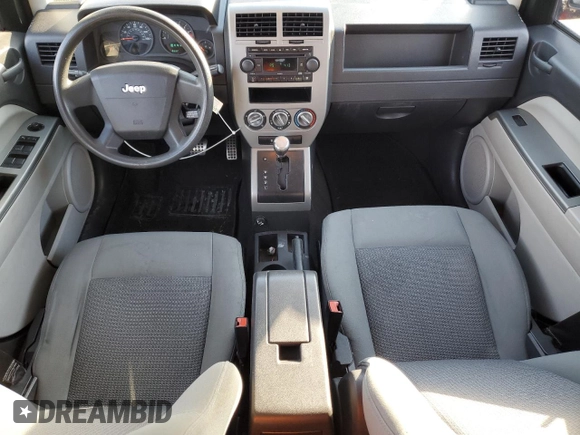 2007 Jeep Compass Sport with VIN 1J8FF47W27D136703, listed as a Copart auction lot 45460315 with 185,776 mi miles and Salvage Title. Bid and sale history available at carsss.com. Image 8.