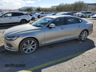 2018 Volvo S90 Inscription with VIN LVY992ML2JP005778, listed as a Copart auction lot 44958565 with 71,110 mi miles and Salvage Title. Bid and sale history available at carsss.com. Image 1.