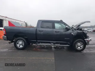 2022 Ram 2500 Big Horn with VIN 3C6UR5DL9NG104389, listed as a IAAI auction lot 41298402 with 62,525 mi miles. Bid and sale history available at carsss.com. Image 13.