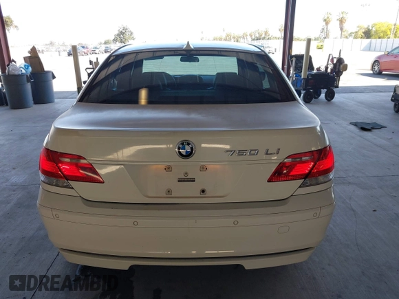 2007 BMW 7 Series 750Li z VIN WBAHN835X7DT74304, wystawiony jako IAAI lot #42594751 z przebiegiem 139 021 mil mil oraz . Historia ofert i sprzedaży dostępna na DreamBid. Obrazek 15.