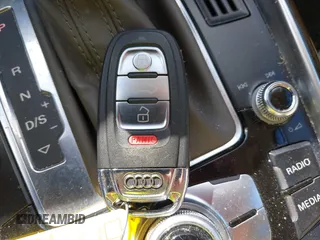 2014 Audi Q5 Premium Plus z VIN WA1LFAFP8EA081587, wystawiony jako IAAI lot #42195922 z przebiegiem 143 540 mil mil oraz . Historia ofert i sprzedaży dostępna na DreamBid. Obrazek 11.