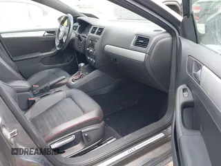 2013 Volkswagen Jetta GLI Autobahn с VIN 3VW467AJ6DM362463, выставлен на аукционе IAAI как лот 41956278 с пробегом 123 293 миль миль и . История ставок и продаж доступна на DreamBid. Изображение 5.