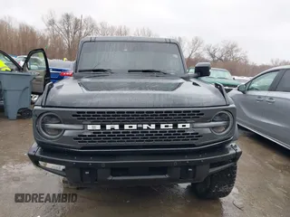 2022 Ford Bronco with VIN 1FMEE5DP7NLB44920, listed as a IAAI auction lot 41824834 with 55,254 mi miles. Bid and sale history available at carsss.com. Image 13.