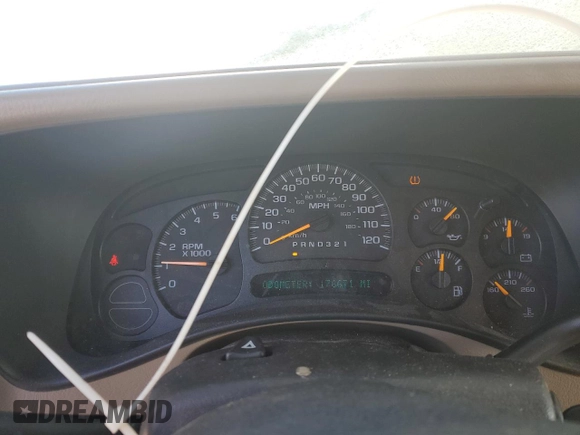 2006 Chevrolet Tahoe Z71 with VIN 1GNEK13T06R136040, listed as a Copart auction lot 45130145 with 176,671 mi miles and Clean Title. Bid and sale history available at carsss.com. Image 9.