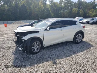 2019 Infiniti QX30 Luxe z VIN SJKCH5CP8KA011169, wystawiony jako Copart lot #74402124 z przebiegiem 80 377 mil mil oraz Szkody całkowita. Historia ofert i sprzedaży dostępna na DreamBid. Obrazek 1.